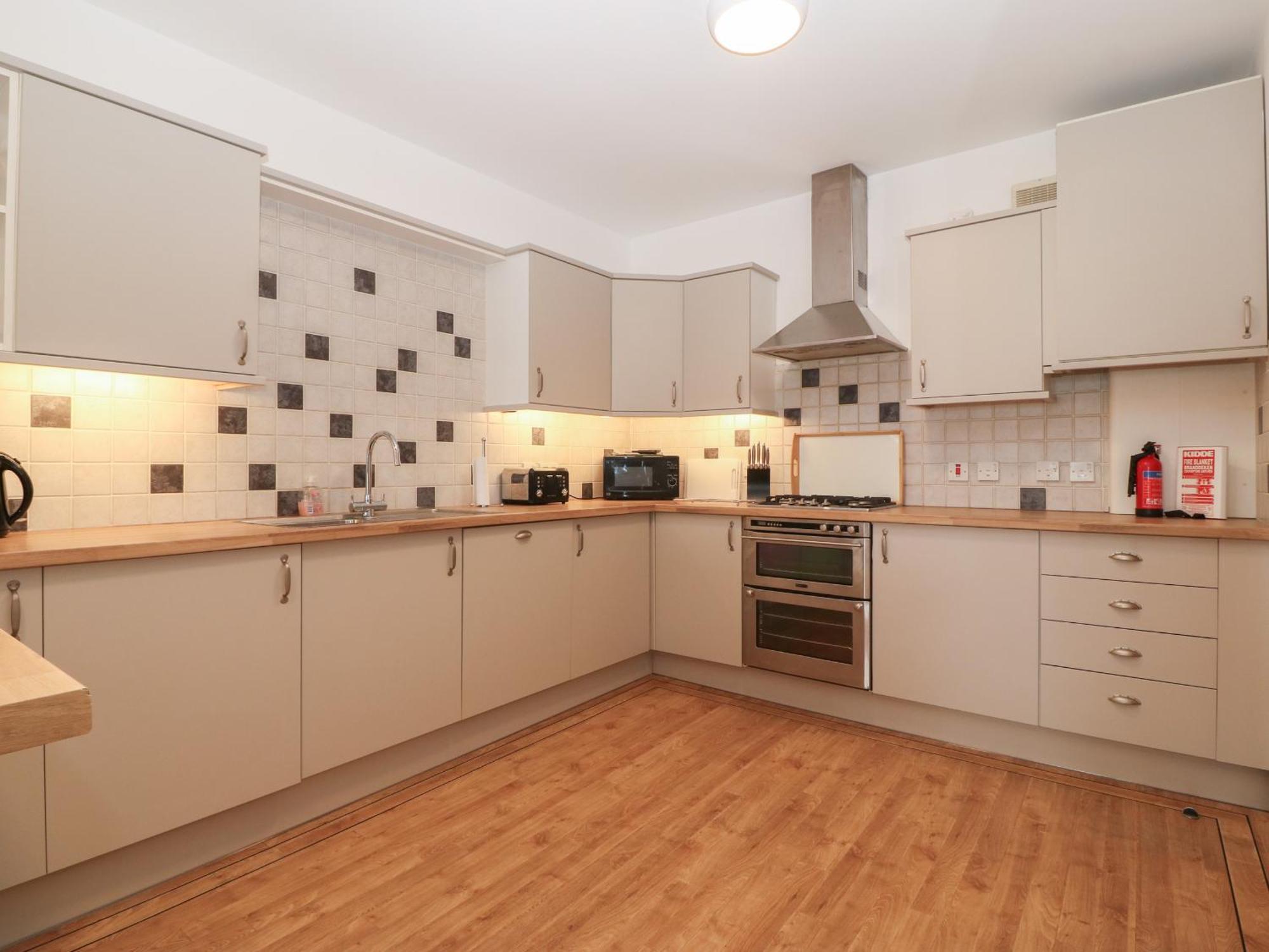 Apartamento 6 West End Point Pwllheli Exterior foto